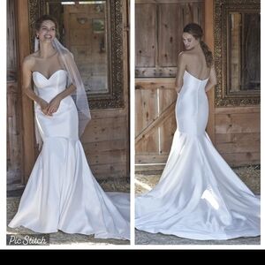 Elegant White Strapless Wedding Dress